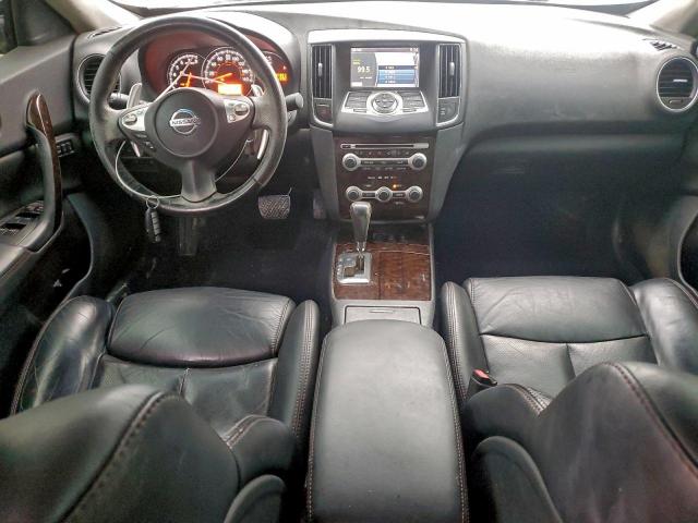 Nissan Maxima S Image 10