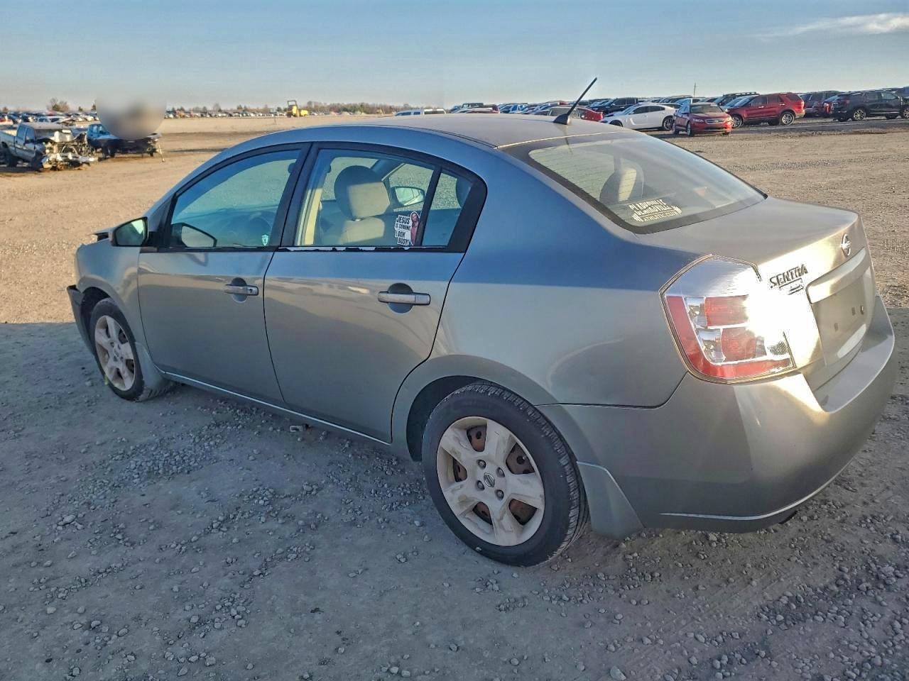 Nissan Sentra 2.0 Image 3