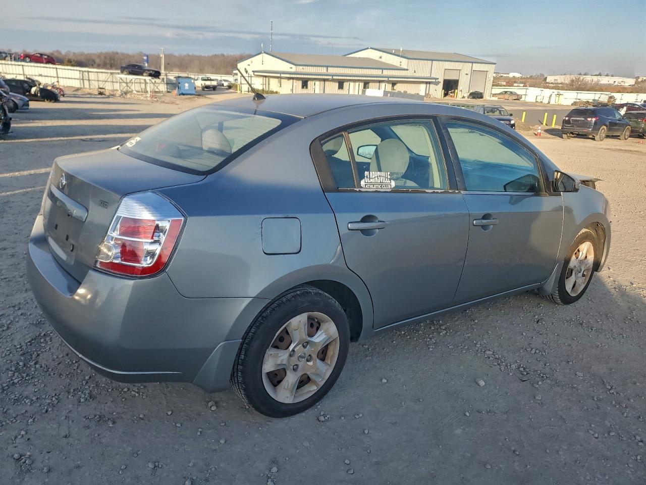 Nissan Sentra 2.0 Image 2