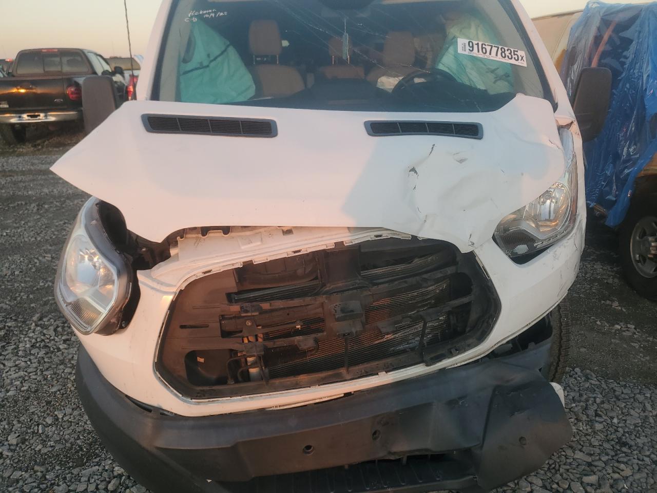 Ford Transit T-350 Image 6