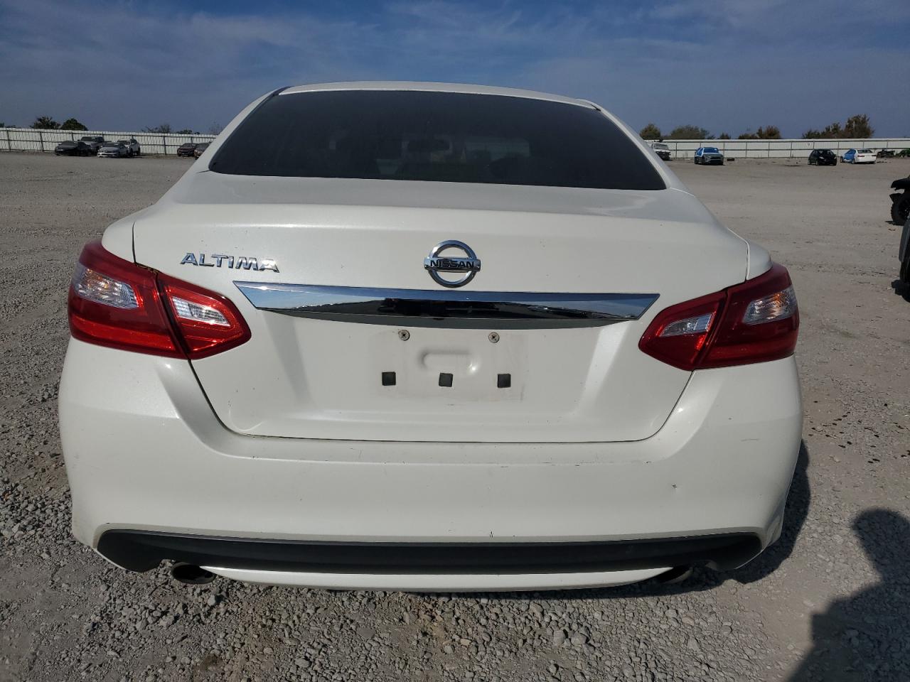 Nissan Altima 2.5 Image 7