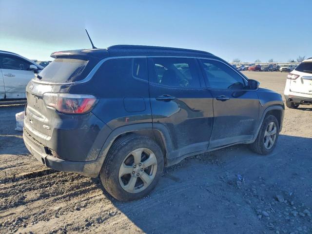 Jeep Compass Latitude Image 5