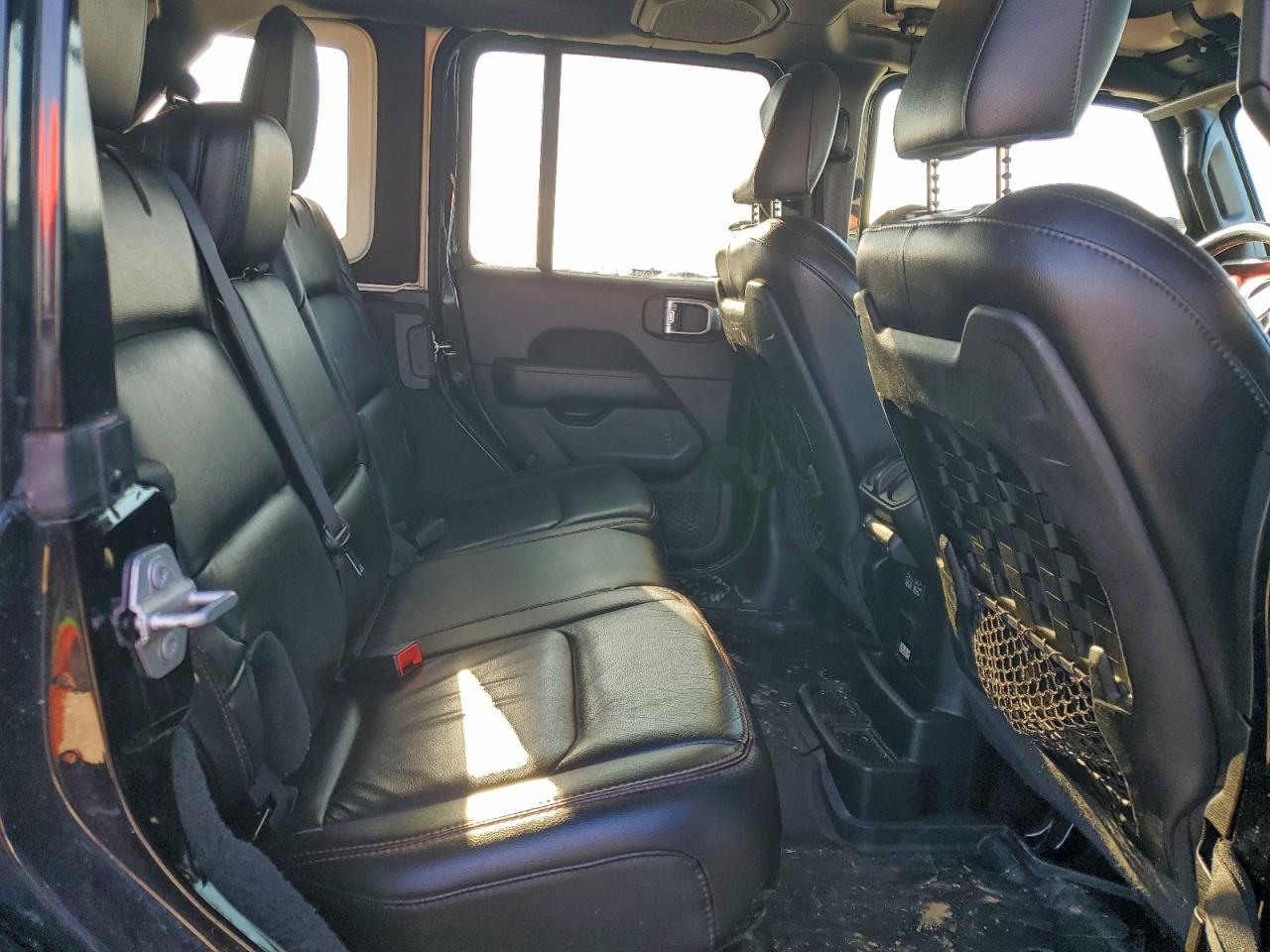 Jeep Wrangler Rubicon Image 6