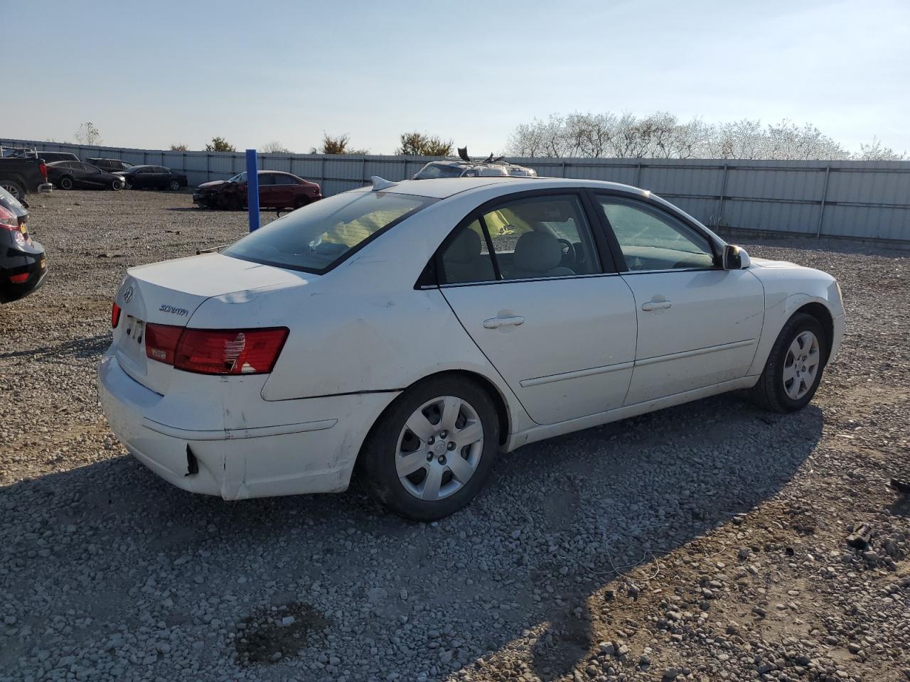 Hyundai SONATA Gls Image 4