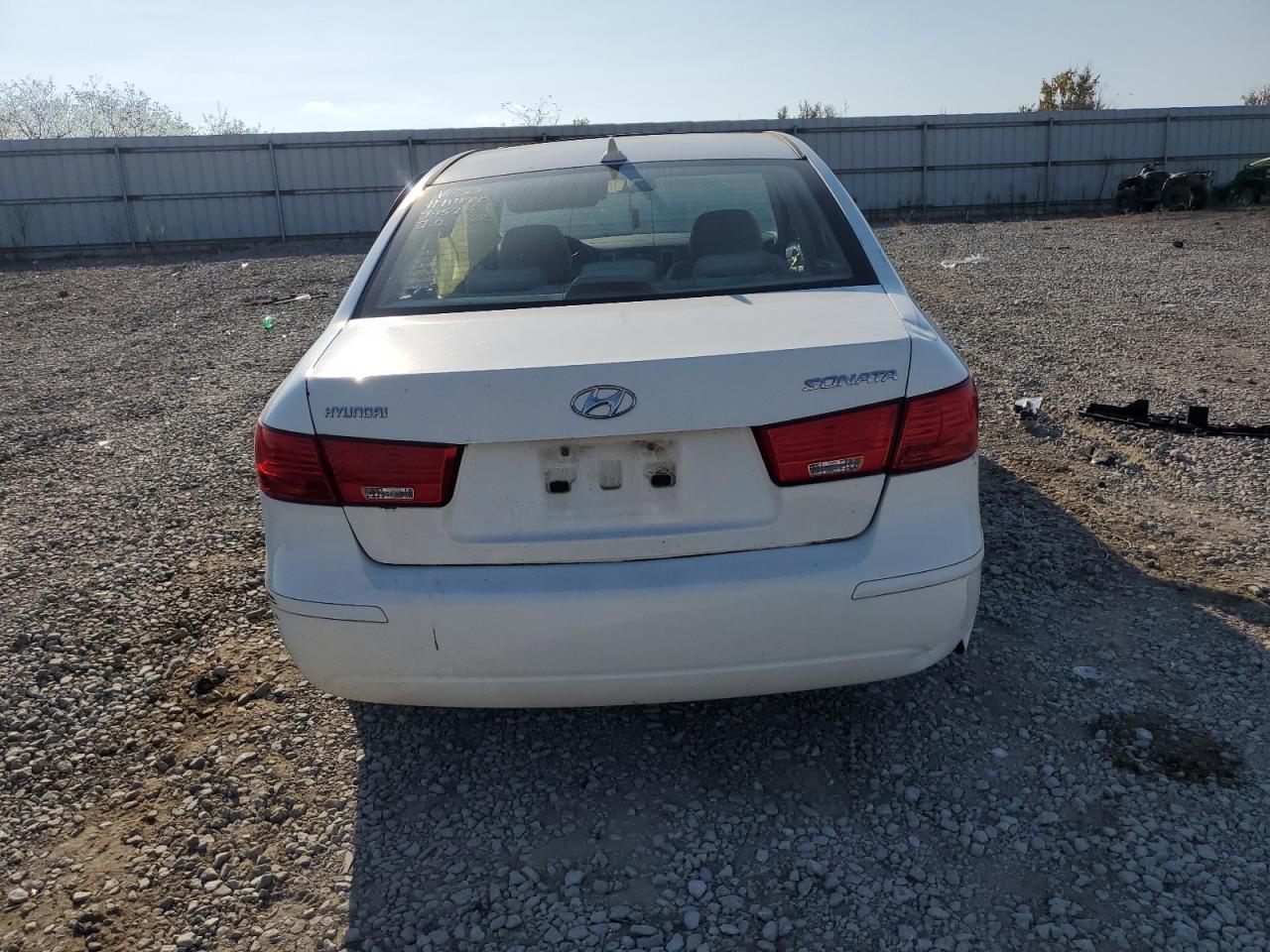 Hyundai SONATA Gls Image 10