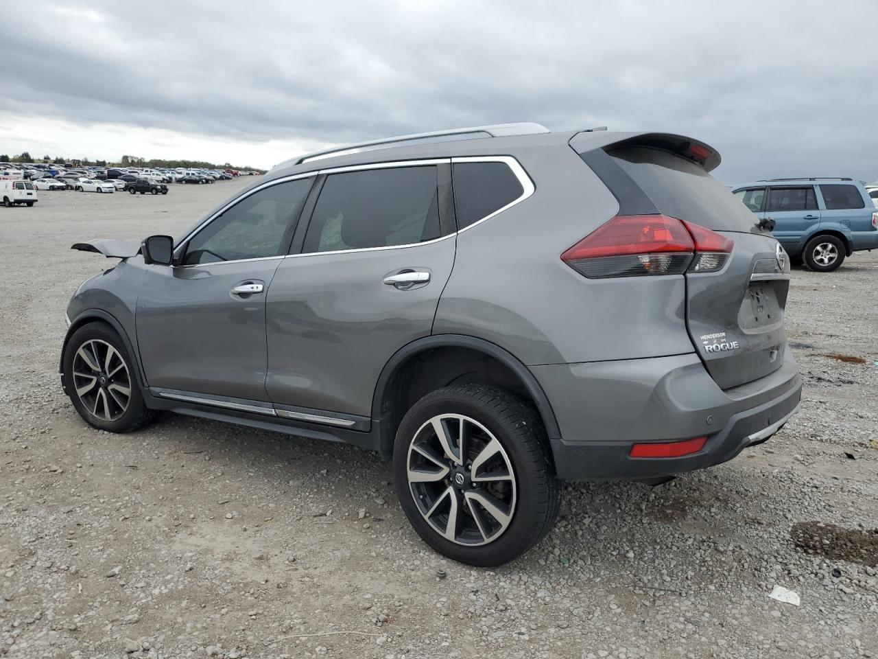 Nissan Rogue S Image 4