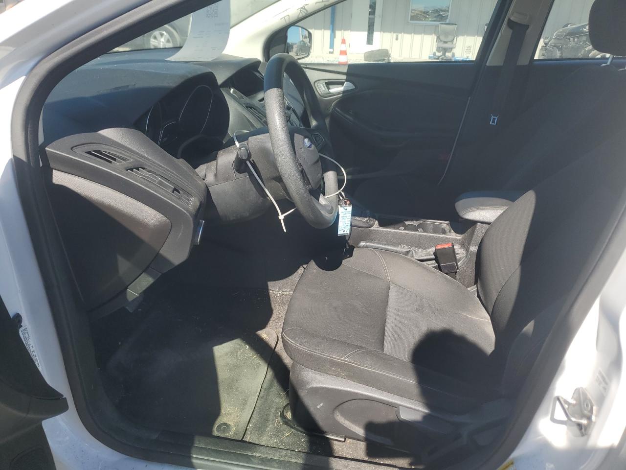 Ford Focus Se Image 12