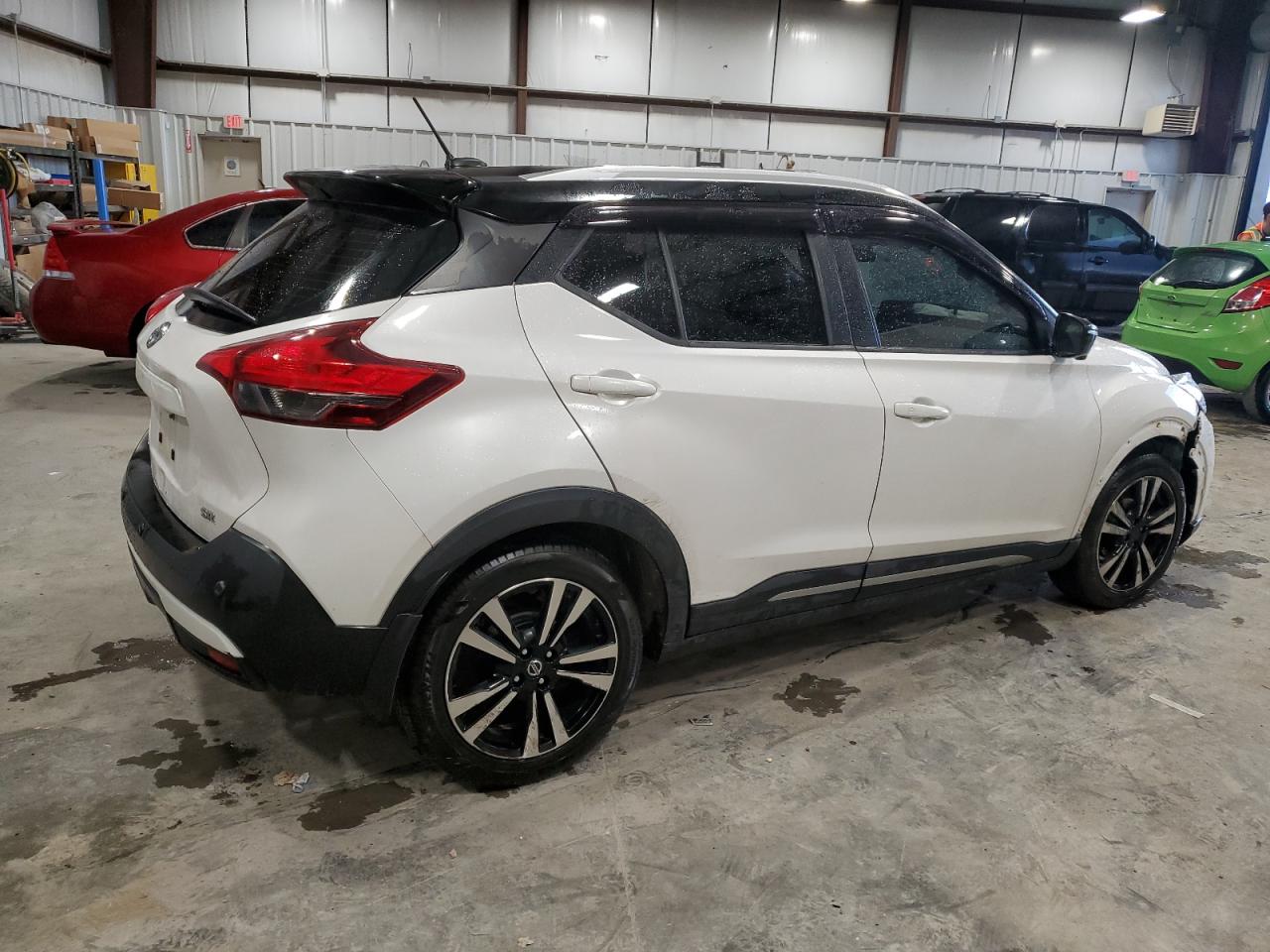 Nissan Kicks Sr Image 3