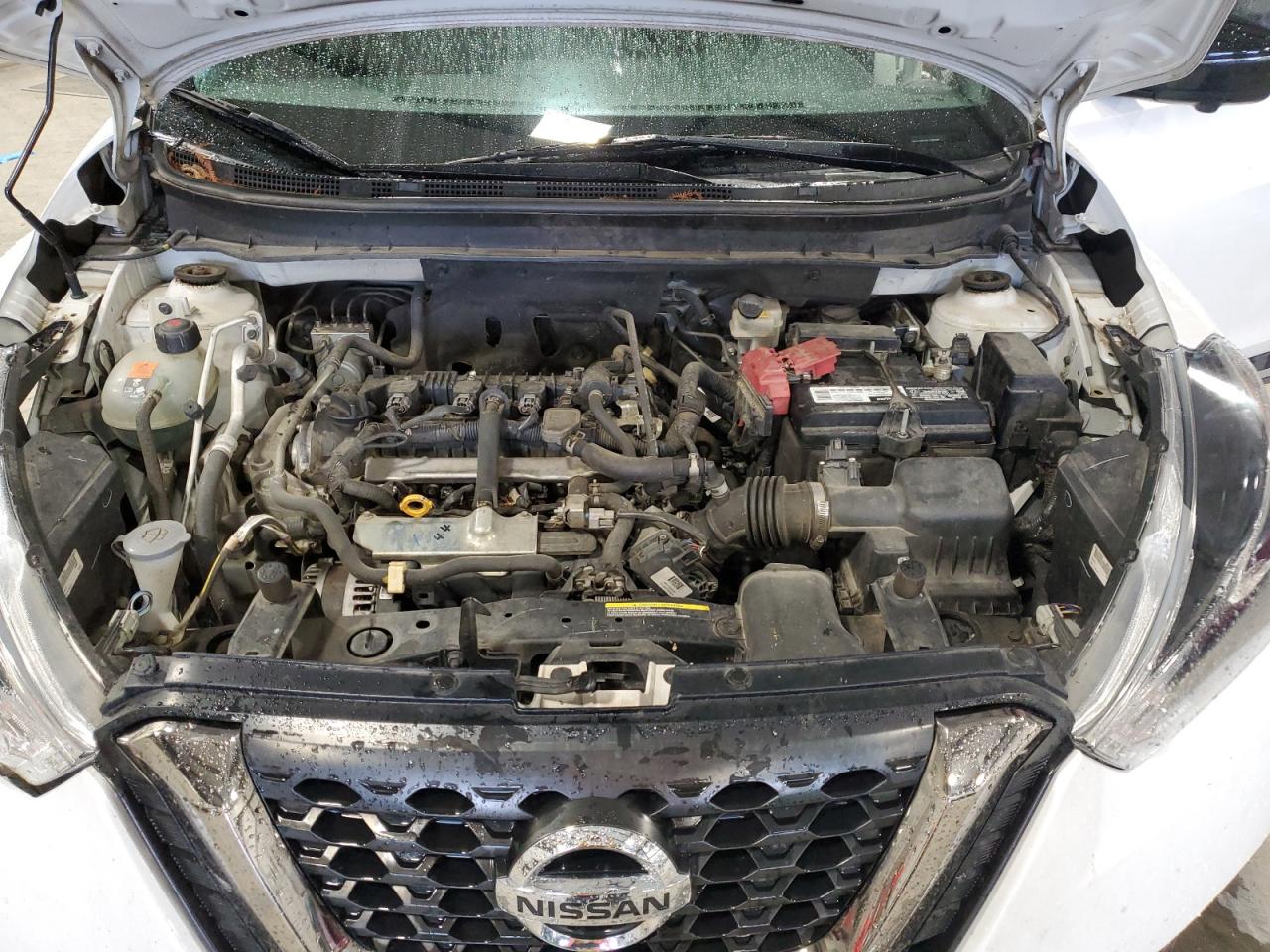 Nissan Kicks Sr Image 2