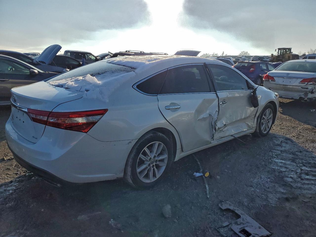 Toyota Avalon Xle Image 5