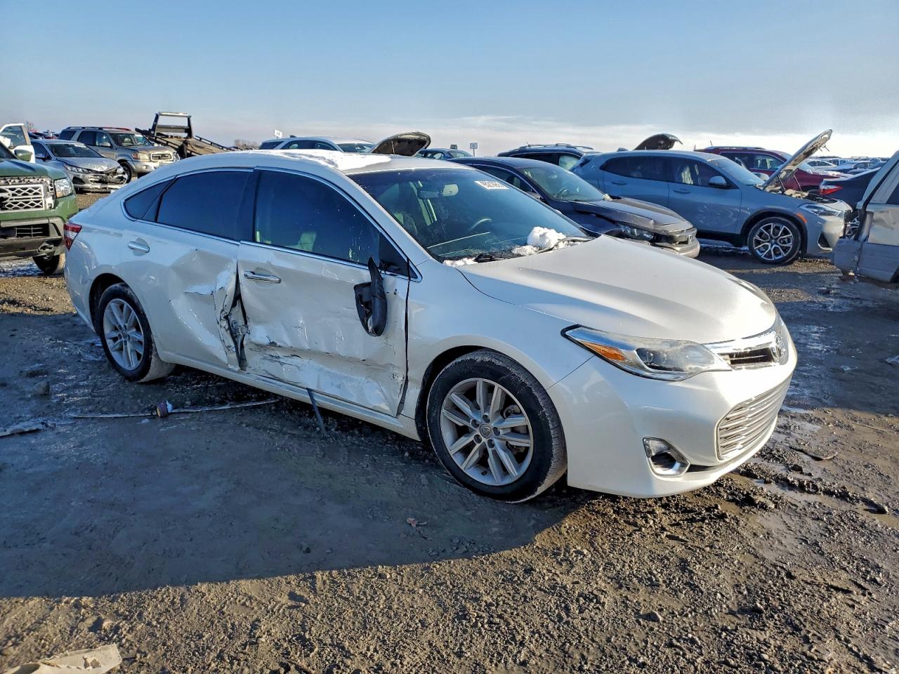 Toyota Avalon Xle Image 12