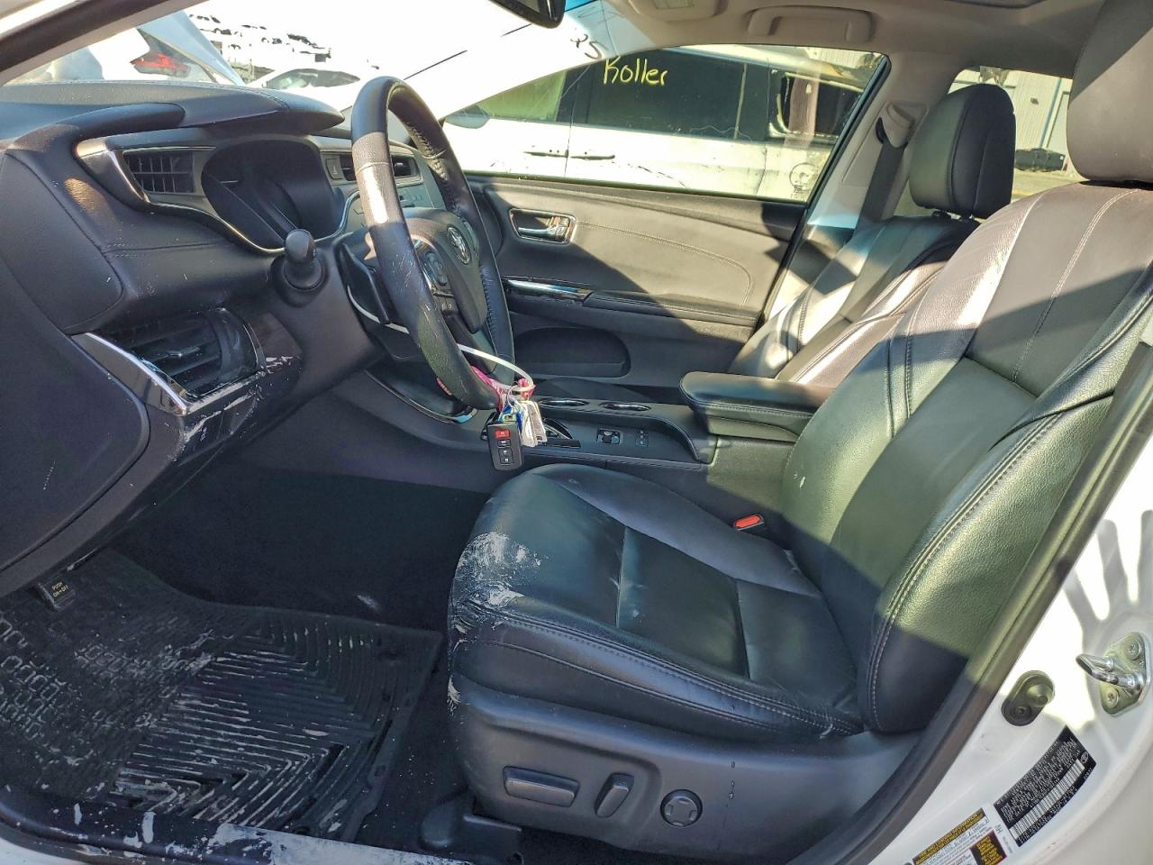 Toyota Avalon Xle Image 8