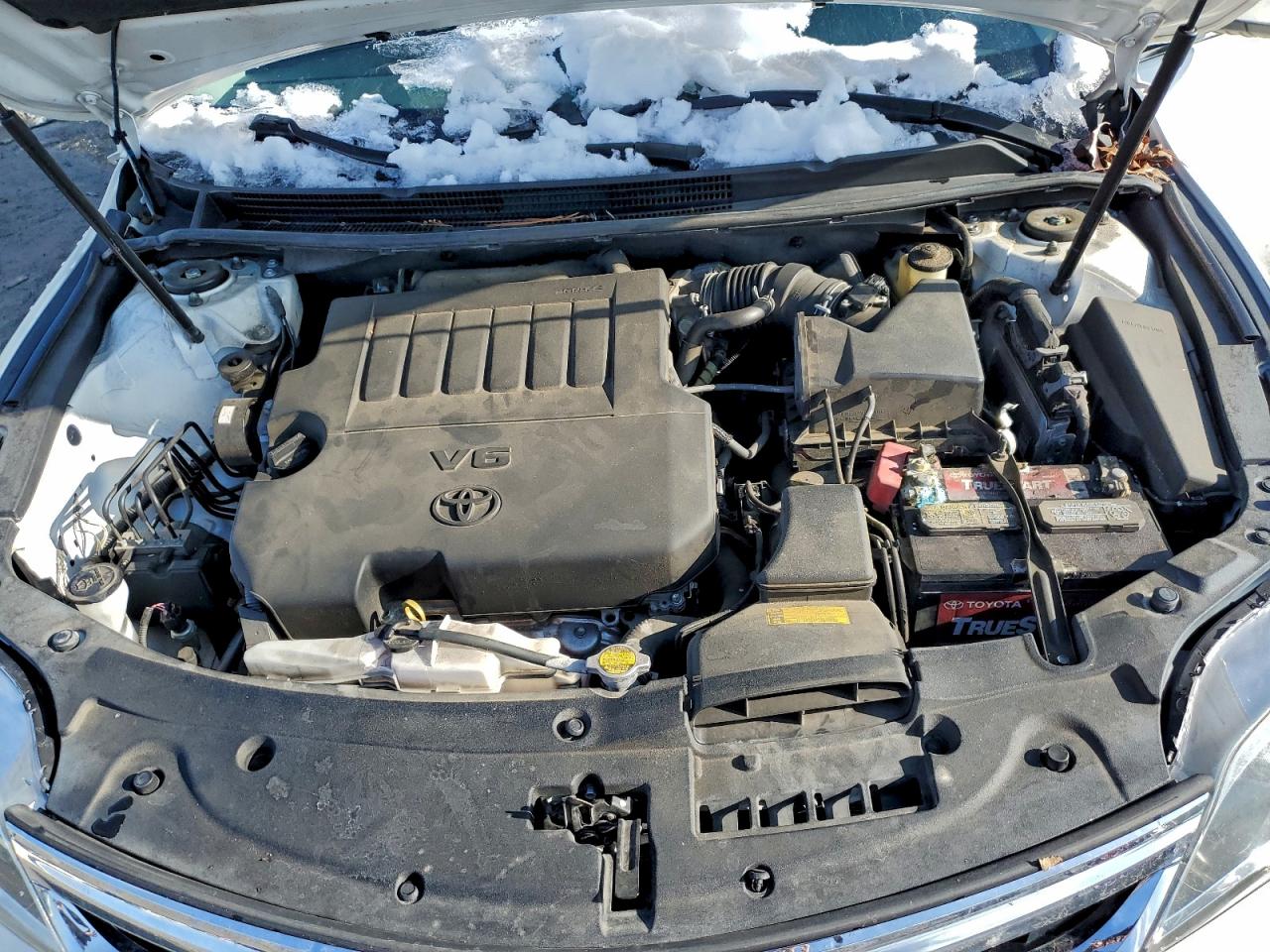 Toyota Avalon Xle Image 9