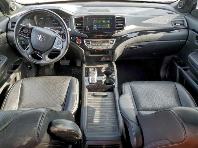 Honda Passport Touring Image 11