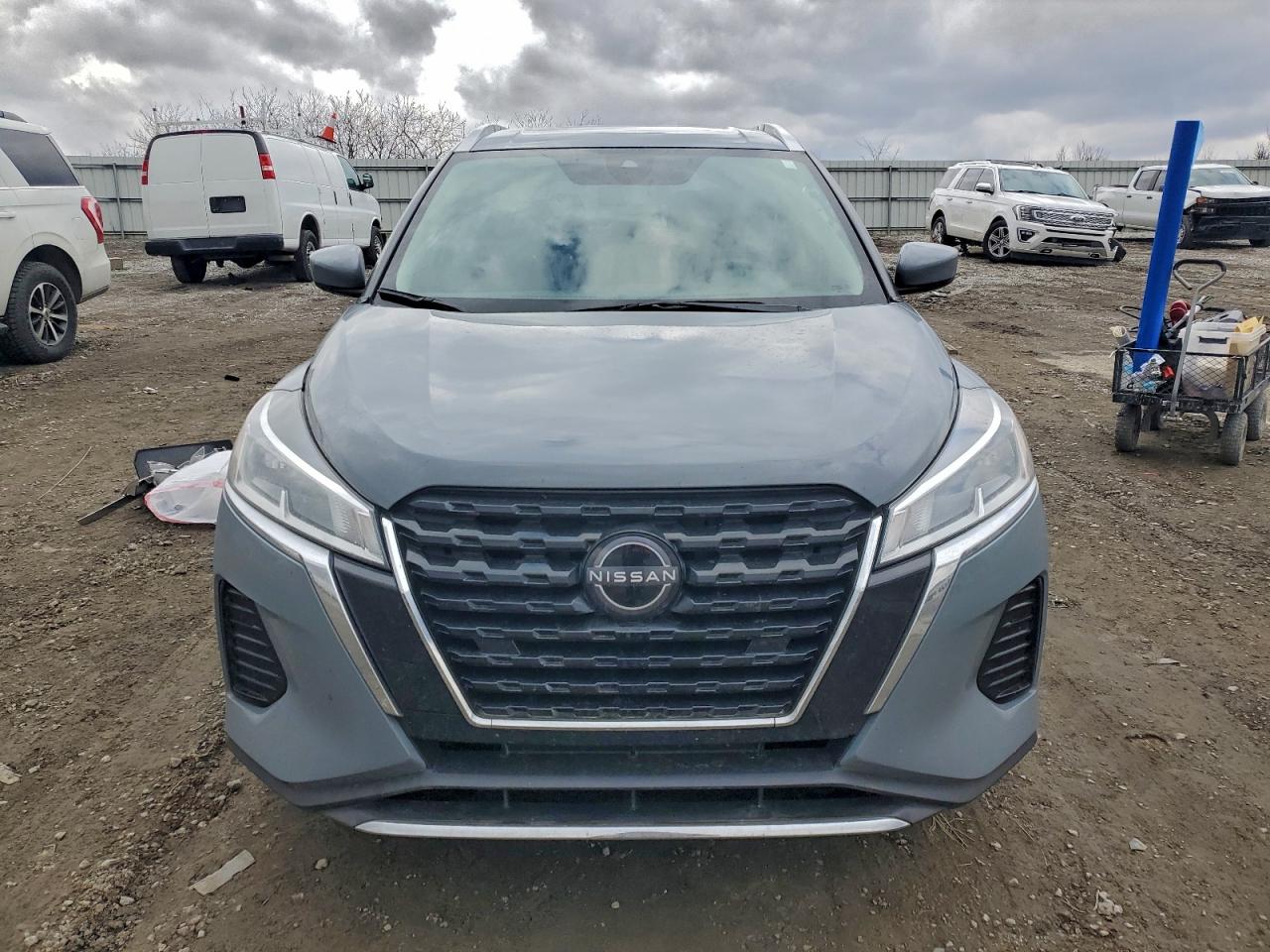 Nissan Kicks Sv Image 10