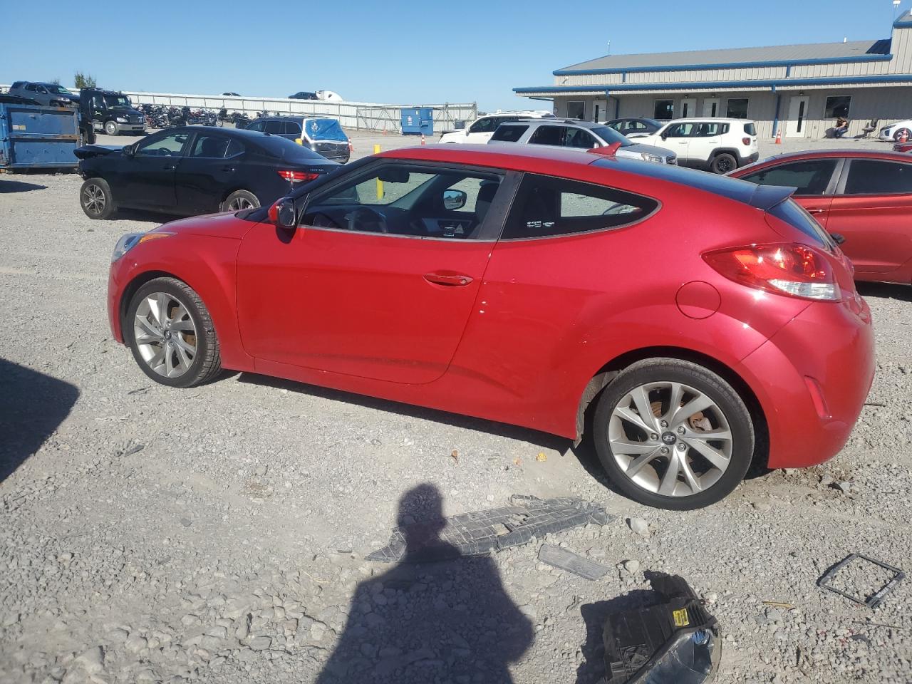 Hyundai VELOSTER Image 2