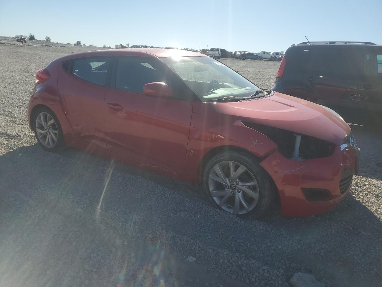 Hyundai VELOSTER Image 4