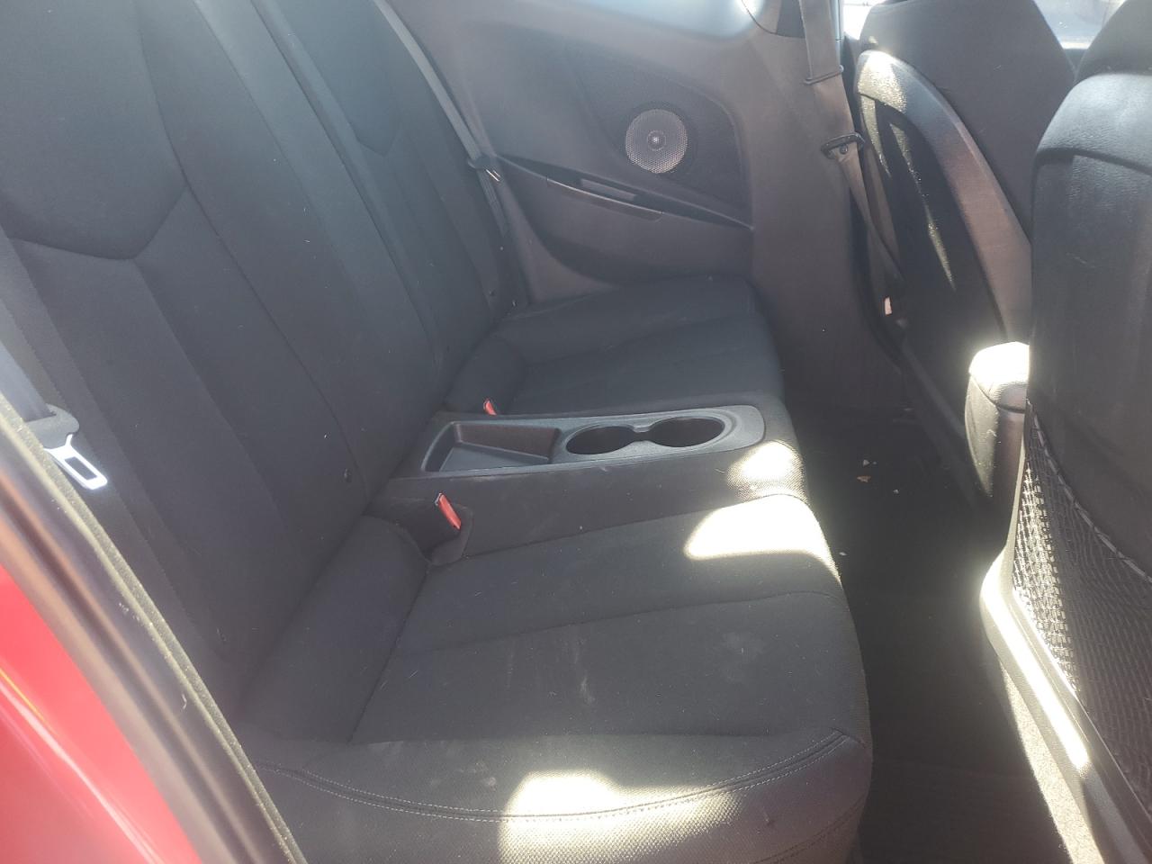 Hyundai VELOSTER Image 8