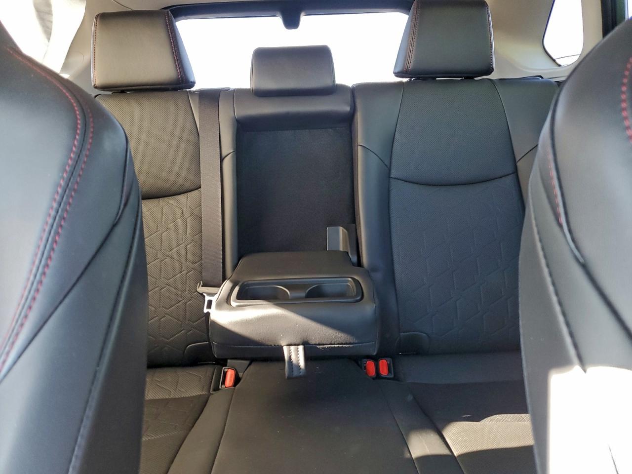 Toyota RAV4 Trd Off Road Image 11