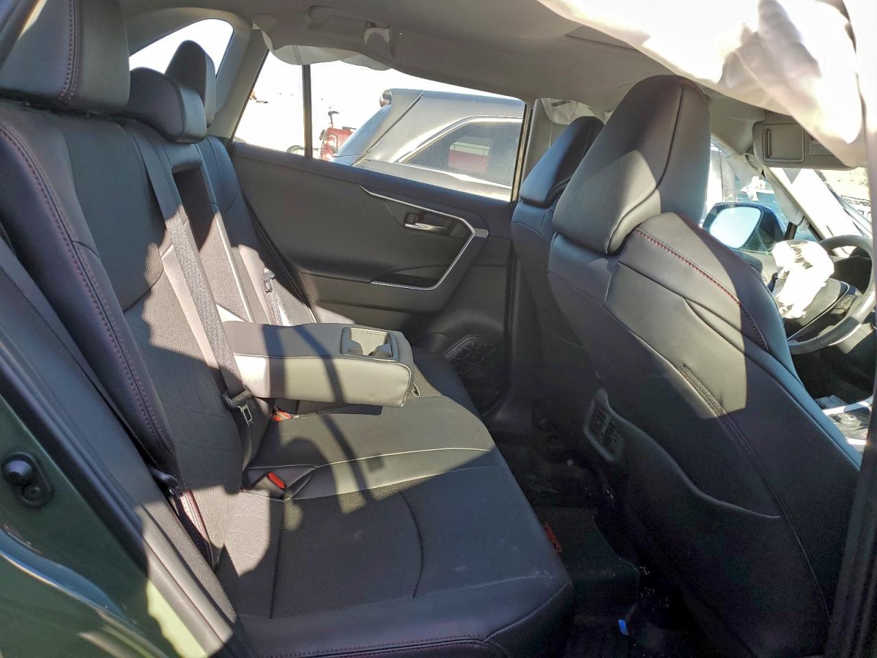 Toyota RAV4 Trd Off Road Image 12