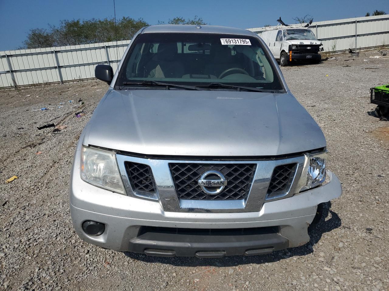 Nissan Frontier S Image 12