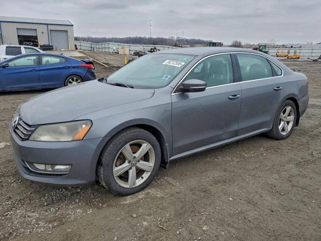  Salvage Volkswagen Passat