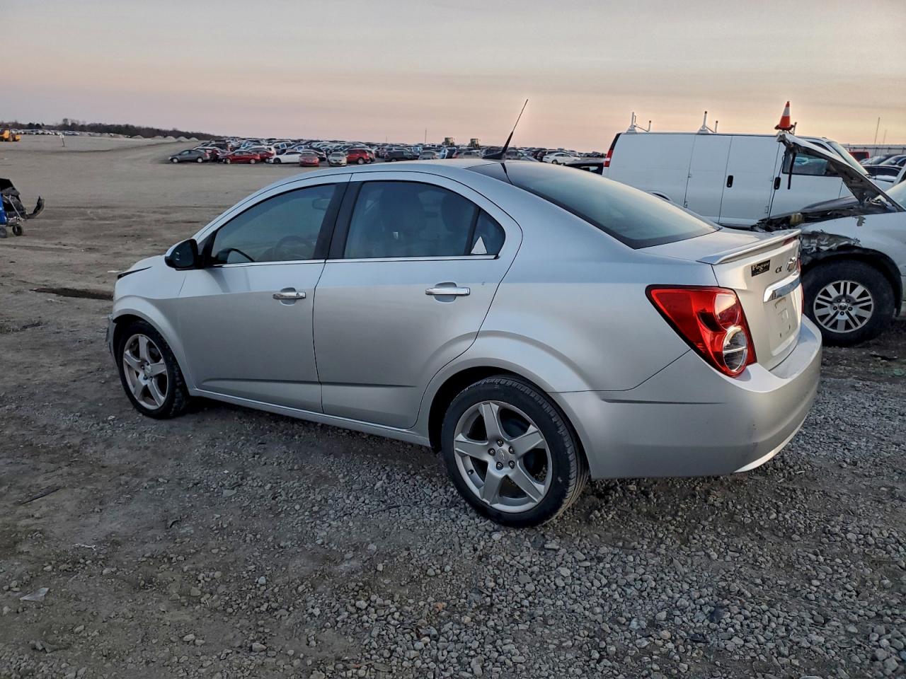 Chevrolet Sonic Ltz Image 3