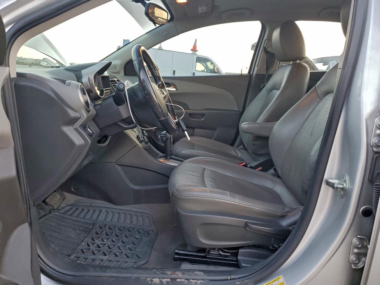 Chevrolet Sonic Ltz Image 7