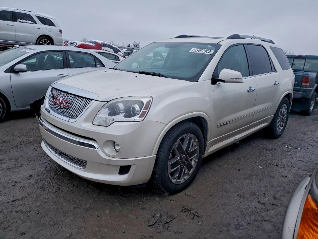 GMC Acadia Denali Image 1