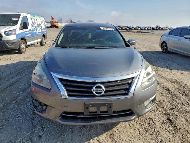 Nissan Altima 2.5 Image 6