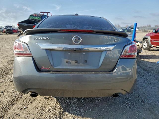 Nissan Altima 2.5 Image 4