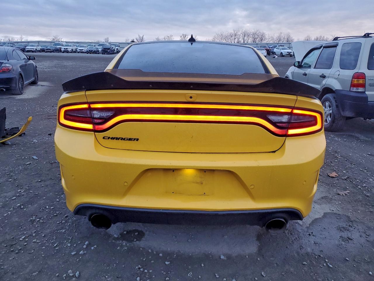 Dodge Charger R/t 392 Image 7