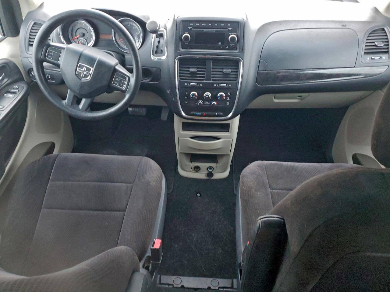 Dodge Caravan Se Image 11
