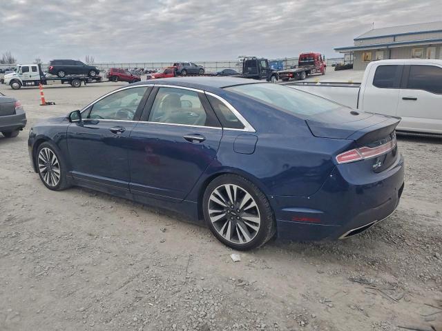 Lincoln MKZ Reserve Image 3