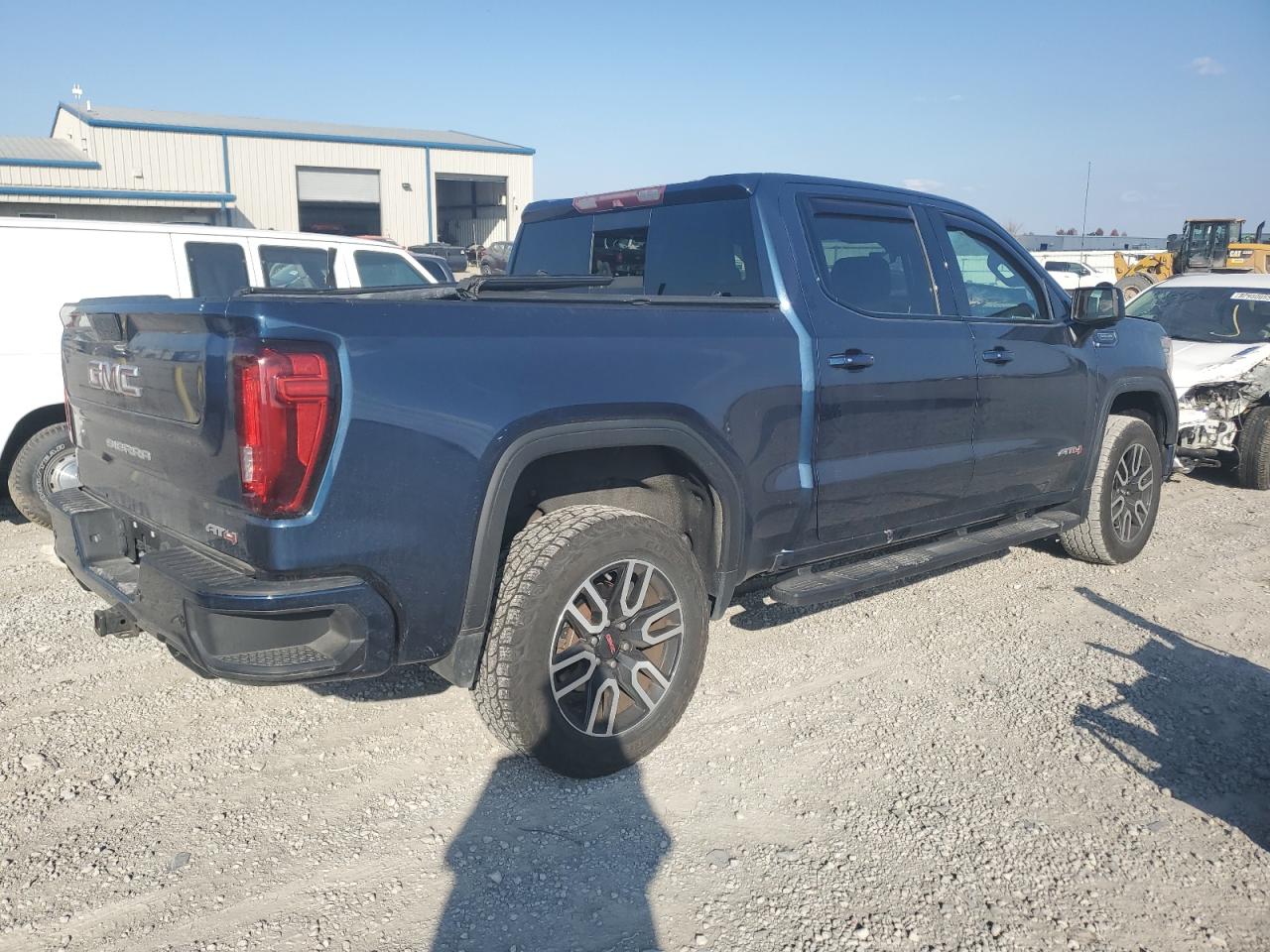 GMC Sierra K1500 At4 Image 5