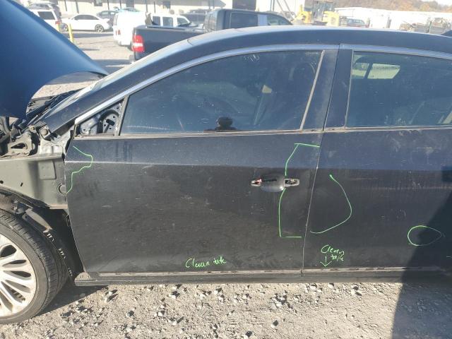 Buick LaCrosse Touring Image 3