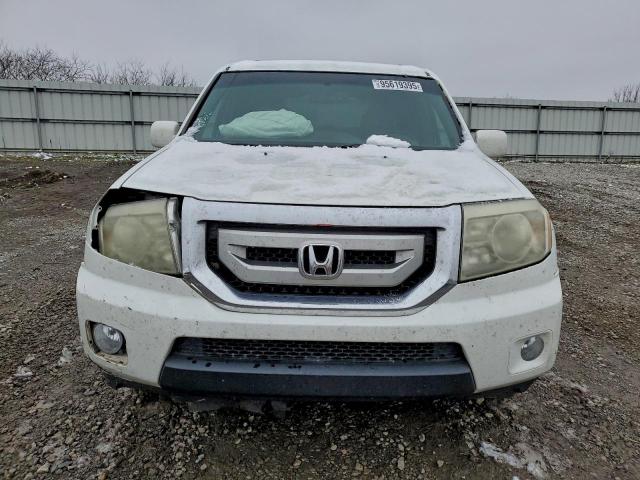 Honda Pilot Touring Image 2