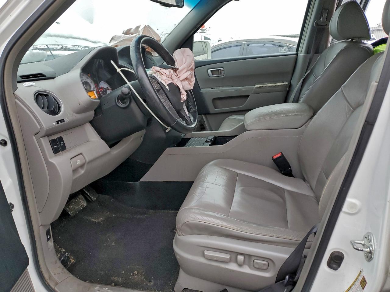 Honda Pilot Touring Image 9