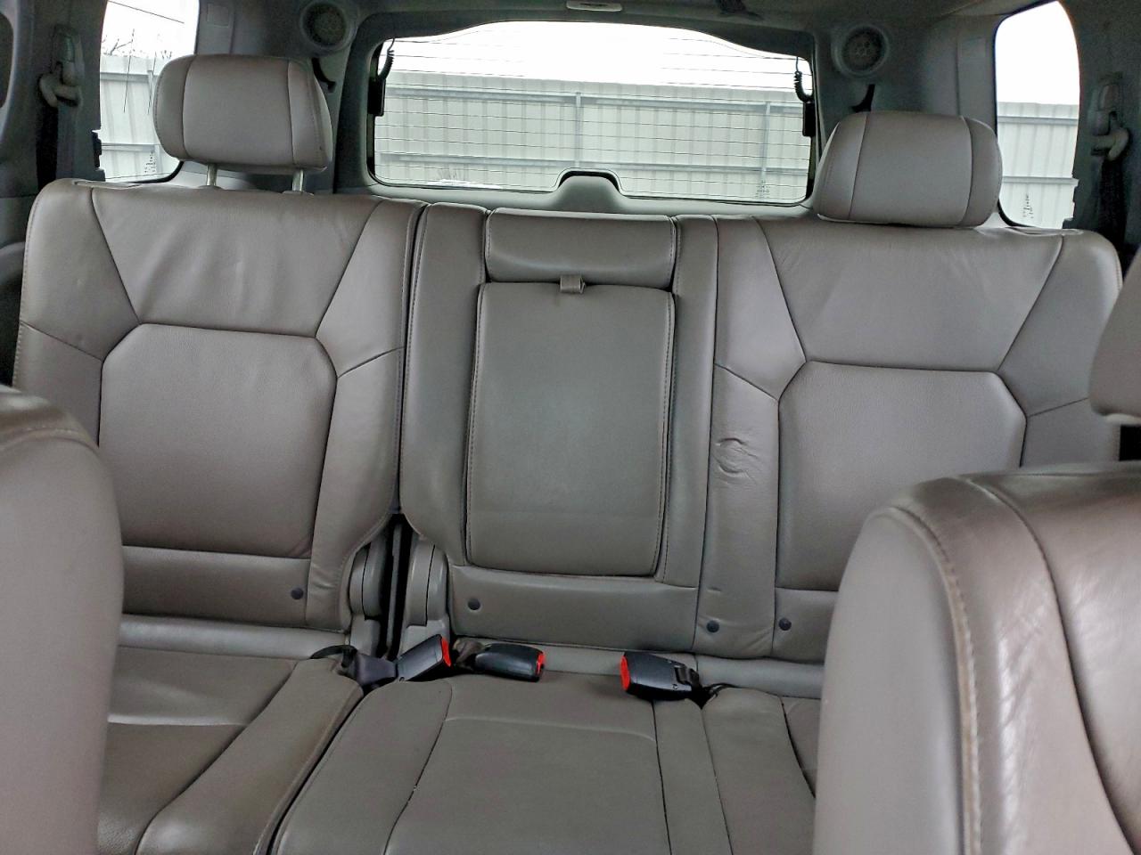 Honda Pilot Touring Image 7