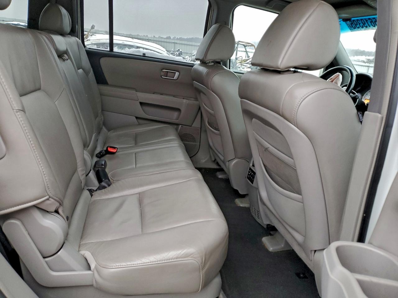 Honda Pilot Touring Image 4