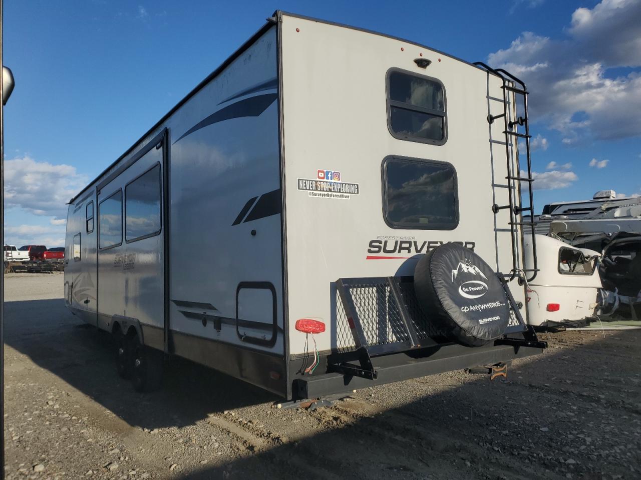 Surveyor Trailer Image 4