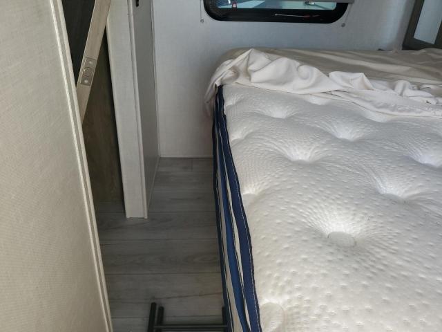 Surveyor Trailer Image 6