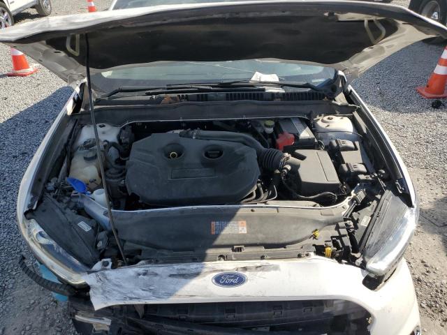 Ford Fusion Titanium Image 4