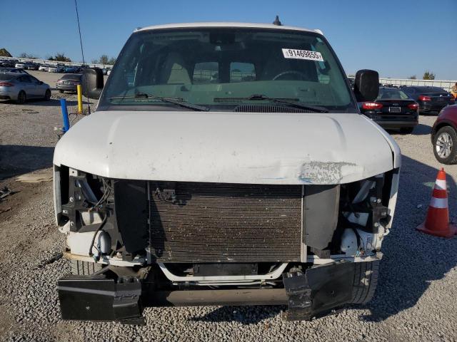 Chevrolet Express Lt Image 12