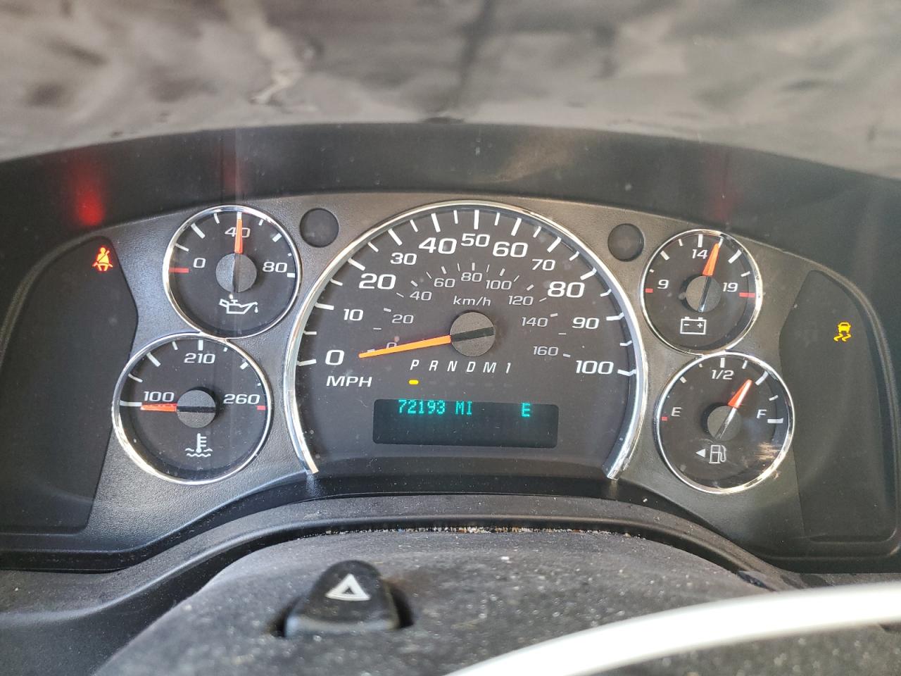 Chevrolet Express Lt Image 9