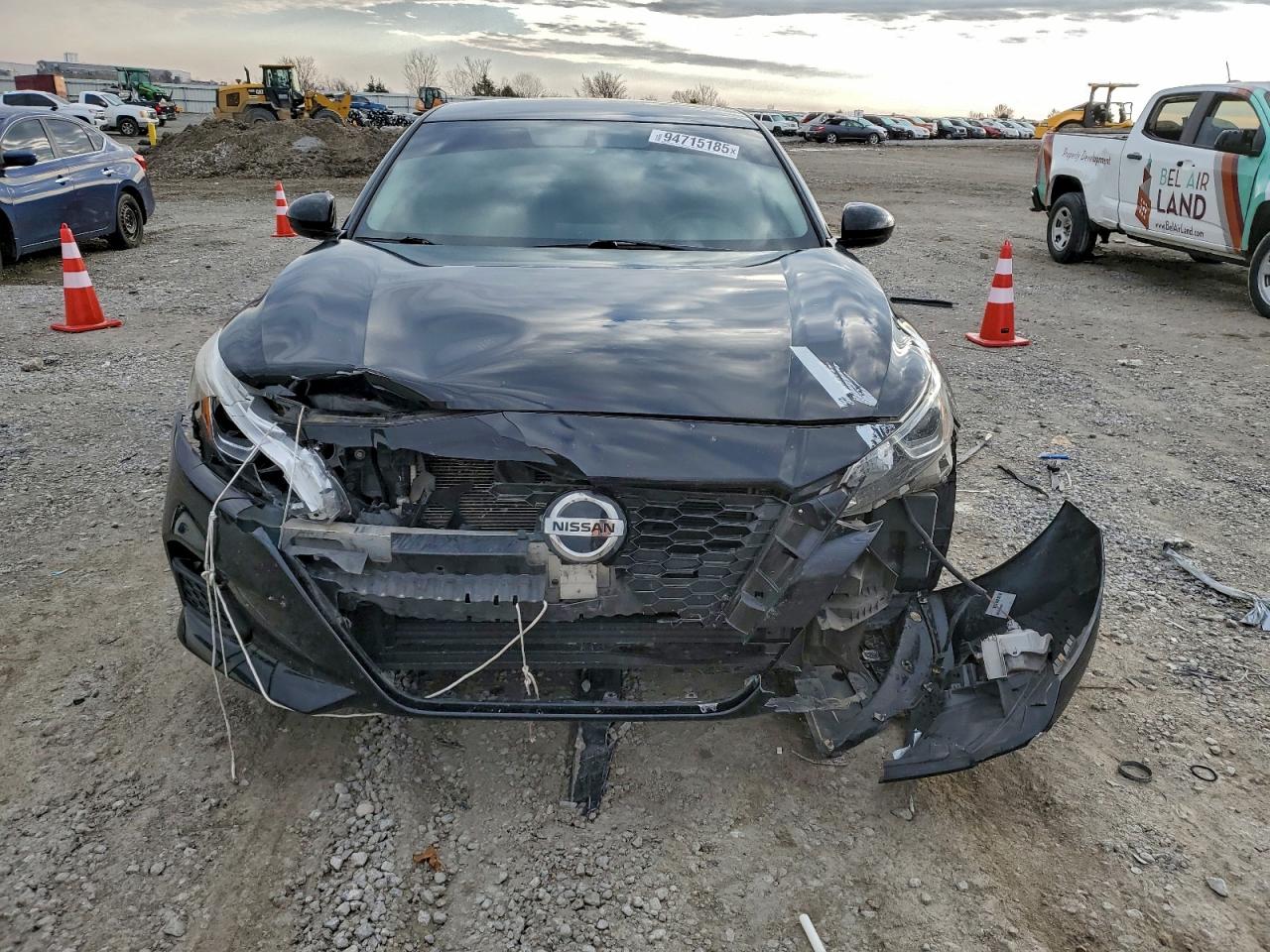 Nissan Altima S Image 2