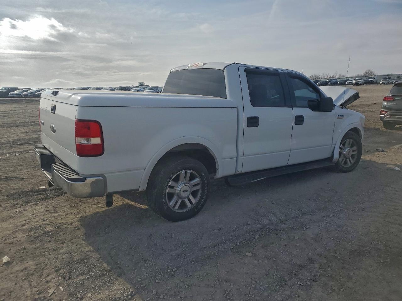 Ford F-150 Supercrew Image 12