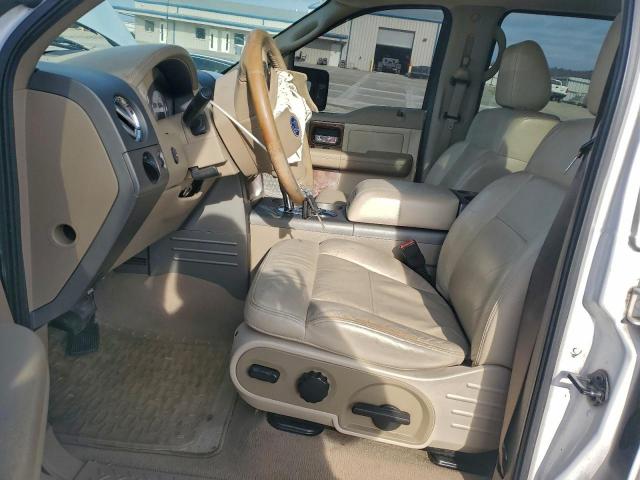 Ford F-150 Supercrew Image 6