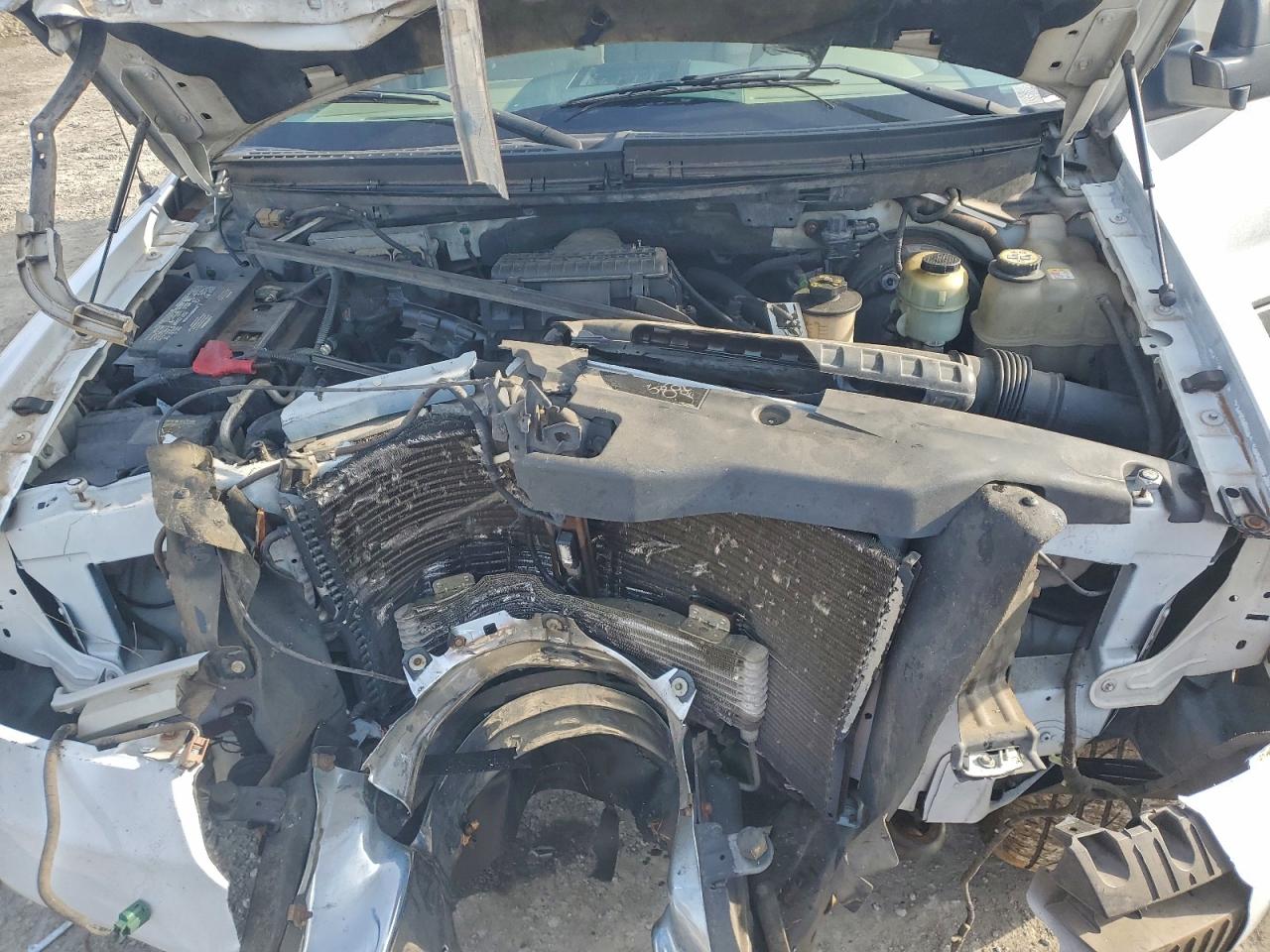 Ford F-150 Supercrew Image 3