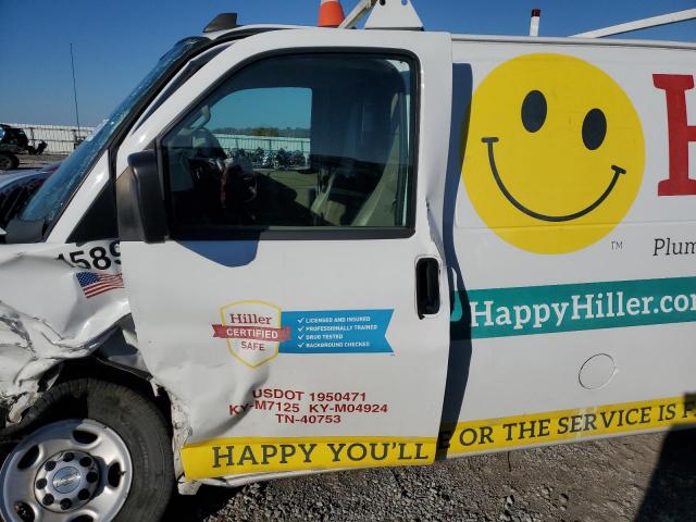 Chevrolet Express Image 7